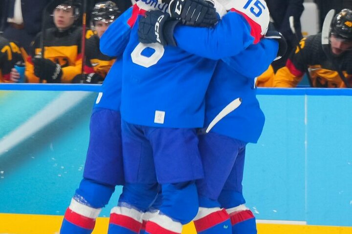 33