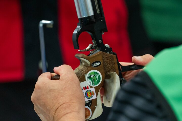 19