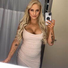 Ebanie Bridges | Instagram.com nuotr 40