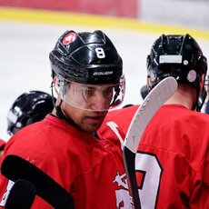 Netrukus lenkai vėl pažeidė taisykles, o tuo šį kartą pasinaudojo Tadas Kumeliauskas (28:19, rez. perd. Ugnius Čižas ir Arnoldas Bosas) bei pirmą kartą išvedė lietuvius į priekį – 2:1. | Sportas.lt/Tito Pacausko nuotr. 7