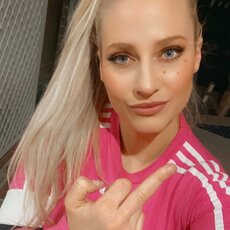 Ebanie Bridges | Instagram.com nuotr 31