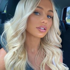 Keely Hannah | Instagram.com nuotr 18