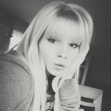 Sina Mayer | Instagram.com nuotr 2