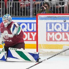 Latvija – Švedija rungtynių akimirka | IIHF nuotr. 17