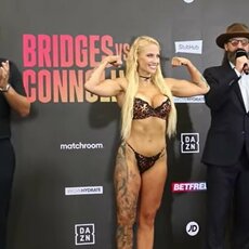 Ebanie Bridges | Youtube.com nuotr. 6