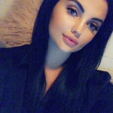 Renee Gracie | Instagram.com nuotr 29