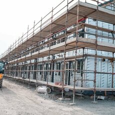 C.McGregoras stato namus šeimoms, neturinčioms savųjų | „Facebook“ nuotr. 10