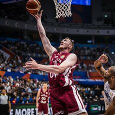 Prancūzija - Latvija rungtynių akimirka | FIBA nuotr. 38