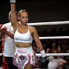 Ebanie Bridges | Instagram.com nuotr 29