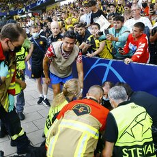 Po C.Ronaldo smūgio – sukniubusi apsaugos darbuotoja | Scanpix nuotr. 6