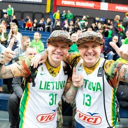 Lietuvos rinktinės fanai rungtynėse su čekais | Žygimanto Gedvilos / BNS foto nuotr. 5