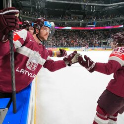 Latvija – Švedija rungtynių akimirka | IIHF nuotr. 6