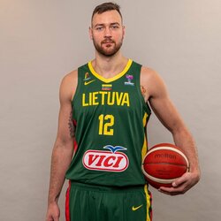 Lietuvos vyrų krepšinio rinktinės fotosesija | Fotodiena/Justino Auškelio nuotr. 2