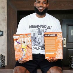 5. LeBronas Jamesas (36 metai, krepšinis) – 96,5 mln. JAV dolerių (31,5 mln. už darbą sporte, 65 mln. – kita veikla) | Organizatorių nuotr. 6