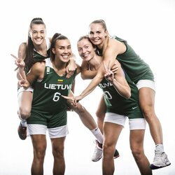 Lietuvos moterų 3x3 rinktinės fotosesija | FIBA nuotr. 3