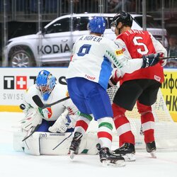 Austrų ir italų rungtynės | IIHF nuotr. 4