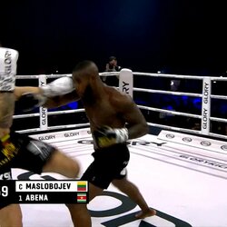 Sergejus Maslobojevas – Donegi Abena | „Stop“ kadras 4