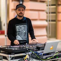 Vilniaus naktinis riedėjimas žada tikrą superherojų fiestą | Organizatorių nuotr. 1