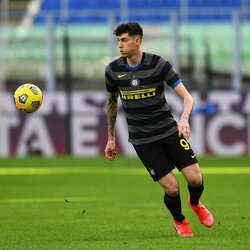 7. Alessandro Bastoni – iš „Atalantos“ į Milano „Inter“ (2017/2018 m. sezonas) Perėjimo kaina: 31,1 mln. Dabartinė vertė: 50 mln. Vertės pokytis: +18,9 mln. | „Scanpix“ ir instagram.com nuotr. 4