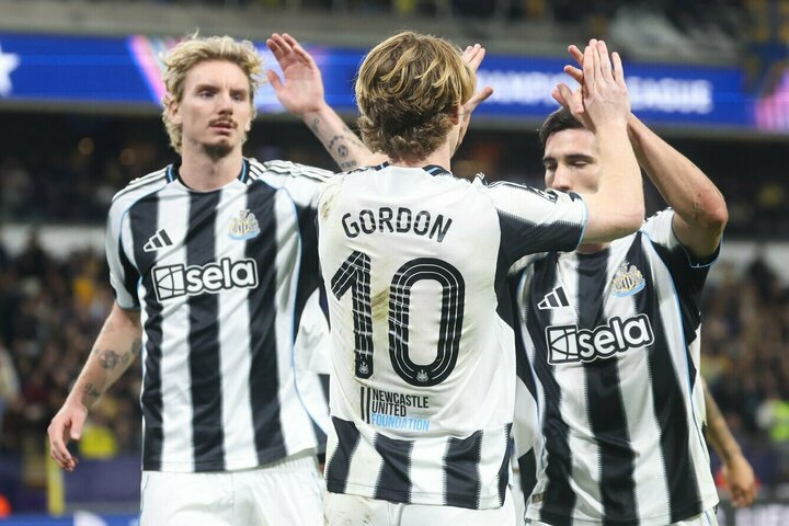 „Newcastle Utd“ iškovojo Čempionų lygoje pirmąją pergalę 