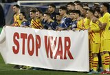 „Barcelona“ ir „Napoli“ prieš Europos lygos rungtynes pasiuntė žinutę Rusijai: „Sustabdykite karą“