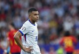 Paaiškėjo, kodėl K.Mbappe EURO 2024 pusfinalyje žaidė be kaukės 