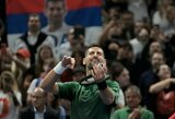 Djokovičius 144-ą kartą pateko į finalą, per tašką nuo iškritimo buvęs Musetti laimėjo žūtbūtinį mačą