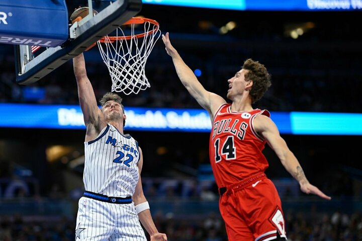 Mažai žaidęs Buzelis kukliai prisidėjo prie „Bulls“ pergalės