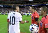 „Copa America“: į kitą etapą nepapuolusi JAV rinktinė užfiksavo beveik 40 metų neregėtą pasiekimą, teisėjas atsisakė paspausti Ch.Pulisičiui ranką