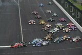 „IndyCar“: šlapioje trasoje sužibėjęs D.Malūkas aplenkė net 12 varžovų