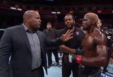 D.Cormier UFC narve iškeikęs Ph.Hawesas vėliau skubėjo atsiprašinėti: „DC, nemušk manęs“