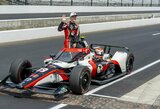 Legendinėse „Indy 500“ lenktynėse daugiau nei 300 tūkst. fanų akivaizdoje – M.Ericssono pergalė ir geriausiai tarp naujokų pasirodęs D.Malūkas