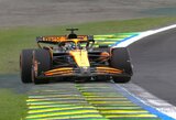 M.Verstappenui – dar viena bauda, „McLaren“ dominavo sprinto kvalifikacijoje