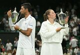 „Triguba karūna“: latvė po triumfo Vimbldone prisijungė prie elitinio tenisininkių klubo