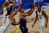 Davisas-Hayesas neišsiskyrė, o „Suns“ po pratęsimo nukovė „Nets“ ekipą