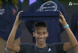 F.Auger-Aliassime grįžta į pirmąjį dešimtuką – ATP 250 turnyro finale įveikė J.J.Wolfą