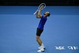 Medvedevas – diskvalifikuotas, Djokovičius žengė į finalą