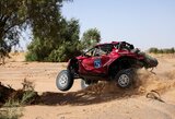 „Rallye du Maroc“ varžybose savo kaistančiam bagiui lietuviai paaukojo visą geriamą vandenį