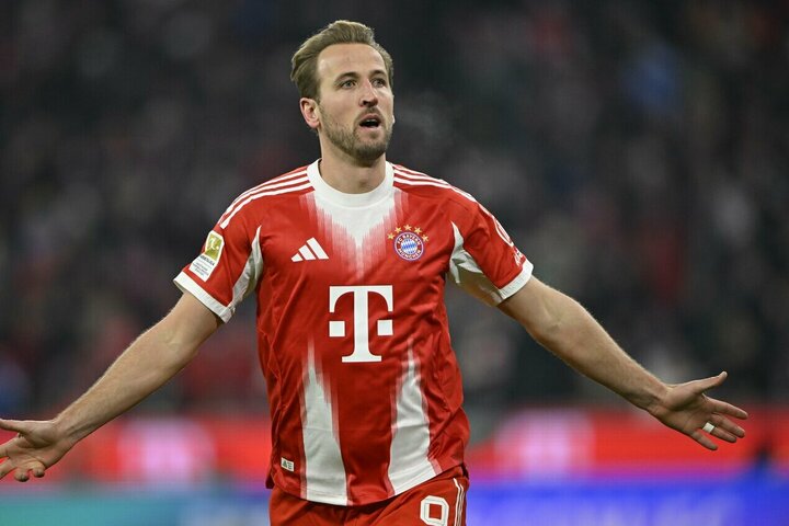 Dviejų įvarčių deficitą „Bayern“ pavertė triuškinama pergale