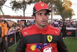 Italijos žiniasklaida: kontraktą su „Ferrari“ pratęsęs C.Sainzas gaus dar didesnę algą