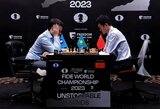 M.Carlseno atlaisvintą pasaulio šachmatų čempiono sostą pirmą kartą istorijoje užėmė kinas