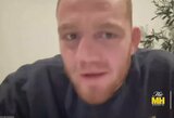 Kreiva nosimi aplinkinių žvilgsnius traukiantis UFC kovotojas paaiškino, kodėl neskuba jos operuotis