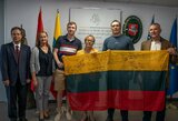 Pasaulio bokso čempionas O.Usykas perdavė Lietuvos konsulatui Ukrainos karių padėką