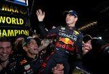 Farsas po Japonijos GP finišo: „Red Bull“ dėl keistų taisyklių patys nežinojo, kad M.Verstappenas tapo čempionu