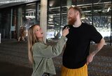 Antrasis „OFICIALU“ epizodas su L.Dragūnaite – dainuoti kuklinęsi žalgiriečiai ir buldozeris M.Lo