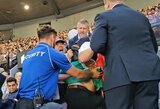 Q.Zheng „Australian Open“ finale nepavyko nustebinti teniso pasaulio, mačą sutrikdė protestas dėl Palestinos