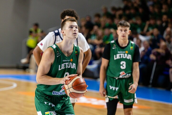 Urbonas liko nustebęs: „Už ką jie ten gauna tokius pinigus?“