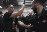 „UFC 276“ užkulisiuose – N.Diazo antausis žurnalistui
