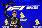 Verstappenas prabilo apie užkoduotas žinutes su inžinieriumi ir atskleidė netikėtą „Red Bull“ sprendimą