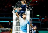 Wawrinka istoriniame mače nugalėjo 23 metais jaunesnį varžovą, o Bubliką įsiutino burtai: „Čia yra 20 dalyvių, nemokančių žaisti teniso“